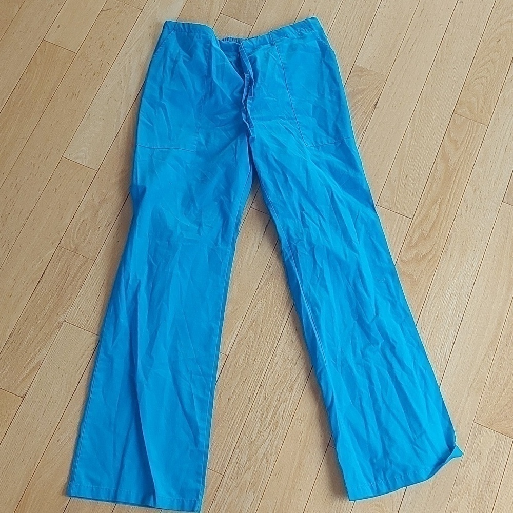 3/$10 SCUB pants medium